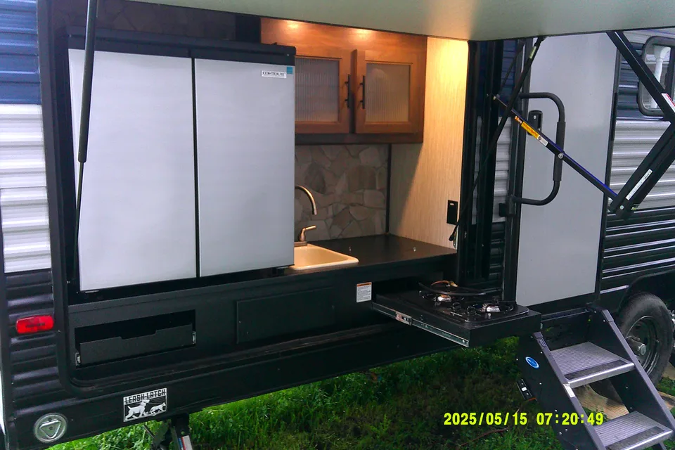 jonas's Forest River 29TE Travel Trailer