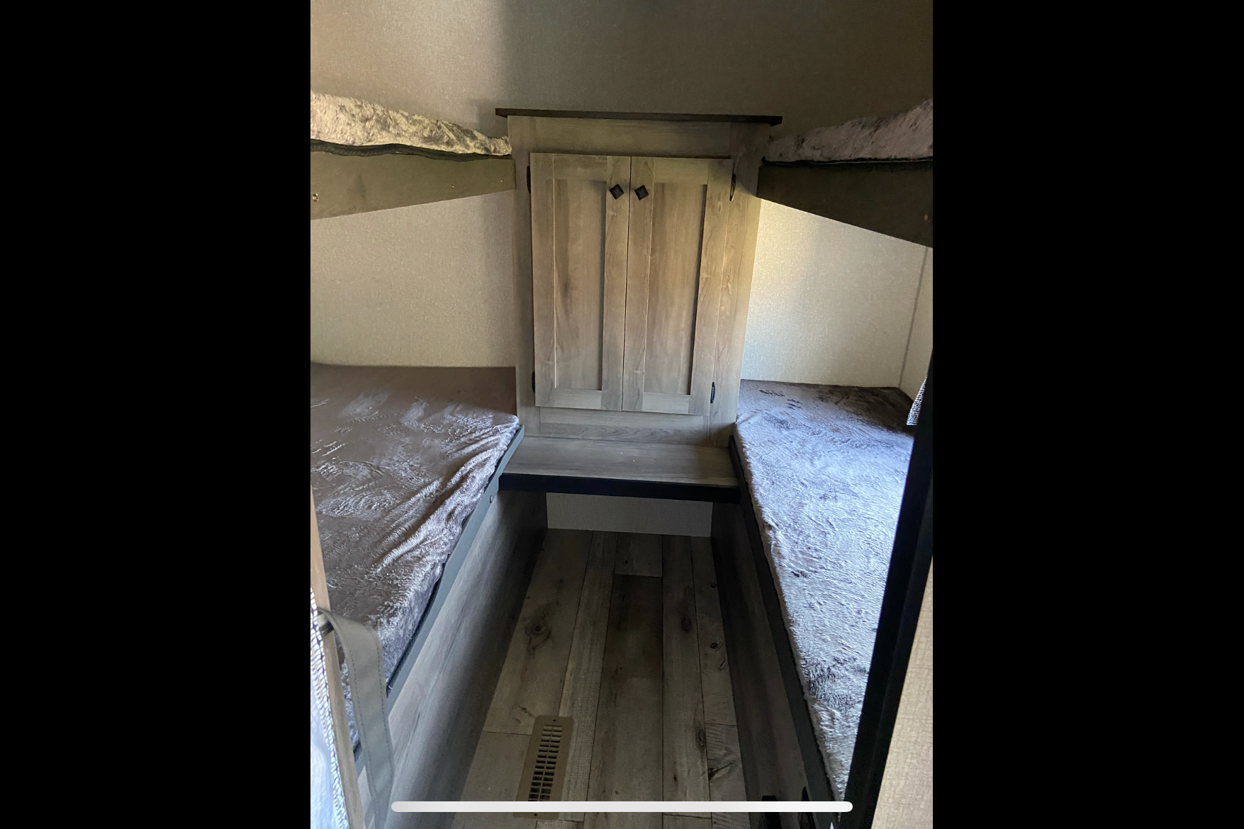Chris's Keystone Sportsmen SE Travel Trailer WaddleOnInn