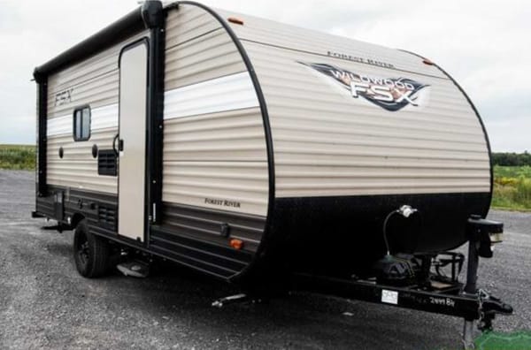 Benny's 21ft Forest River Wildwood Bunkhouse - Easy Towing