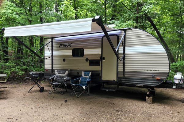 Benny's 21ft Forest River Wildwood Bunkhouse - Easy Towing