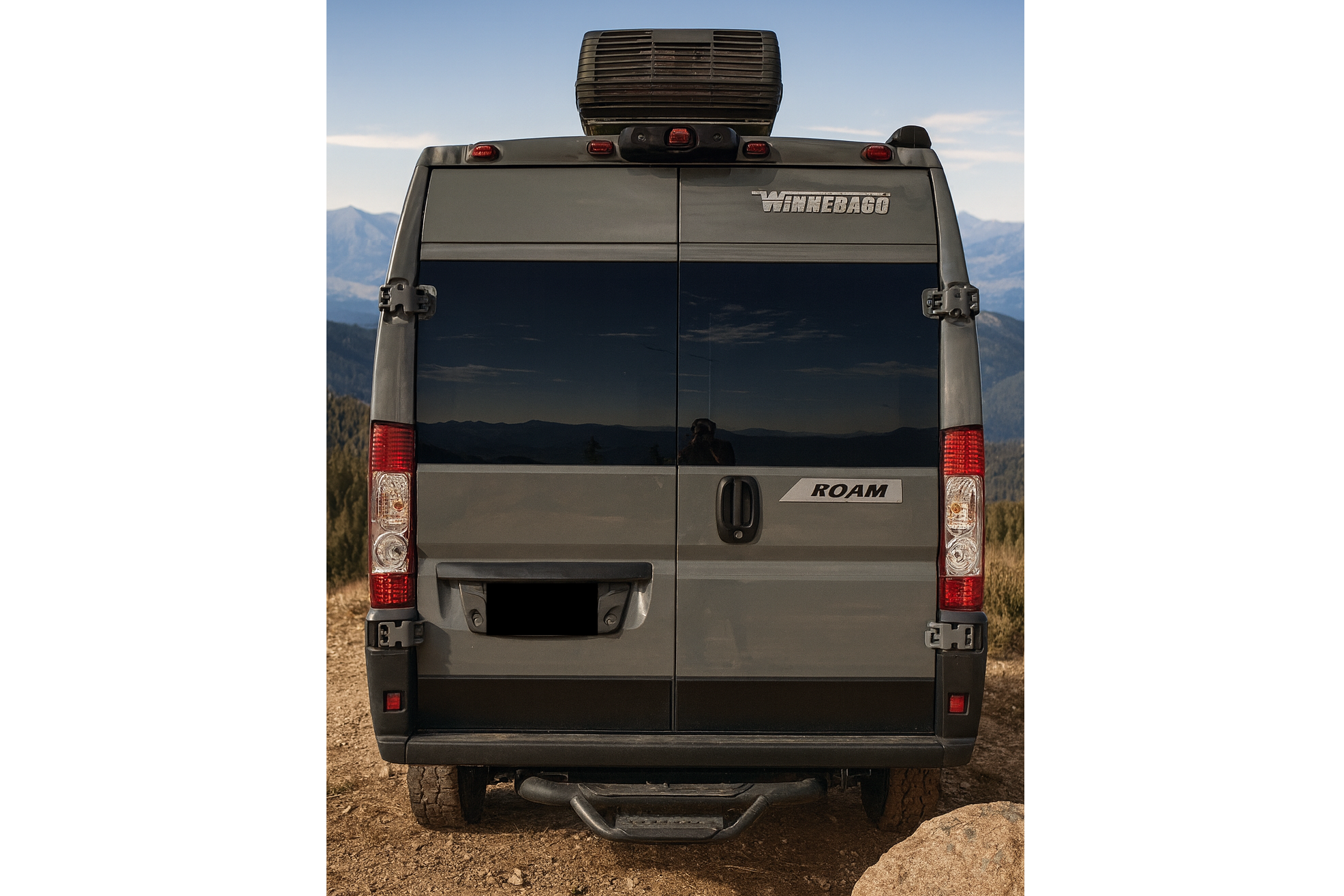 2024 Winnebago Roam 59RZPT | The Only Open-Concept Pop-Top Class B Starlink