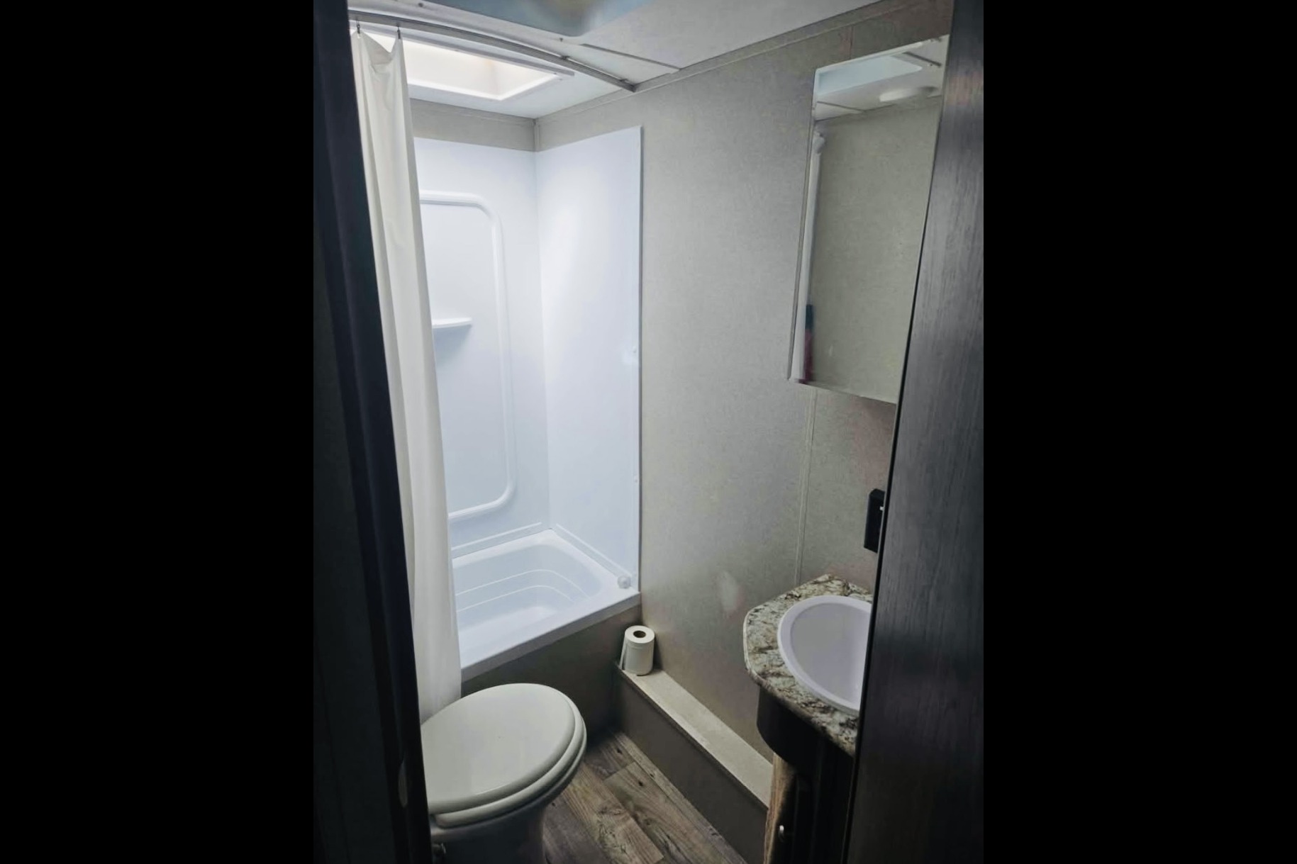 Cova's Keystone Hideout Travel Trailer