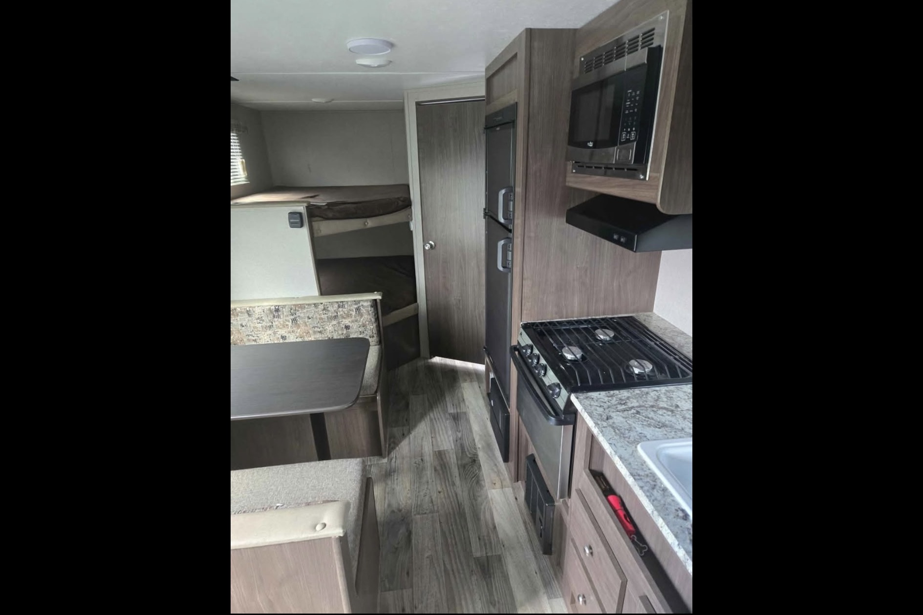Cova's Keystone Hideout Travel Trailer