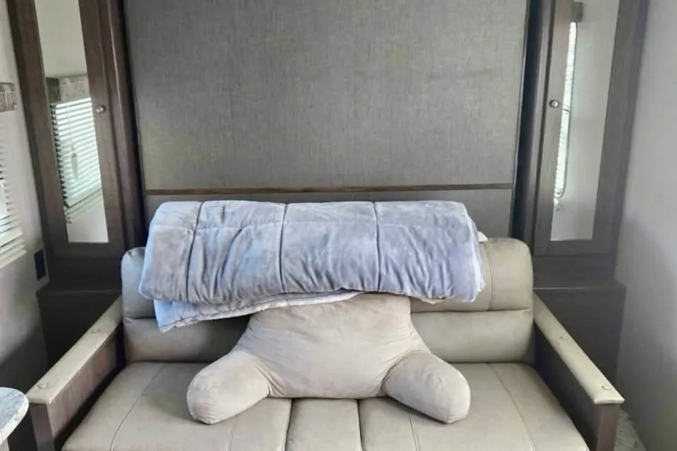 Cova's Keystone Hideout Travel Trailer