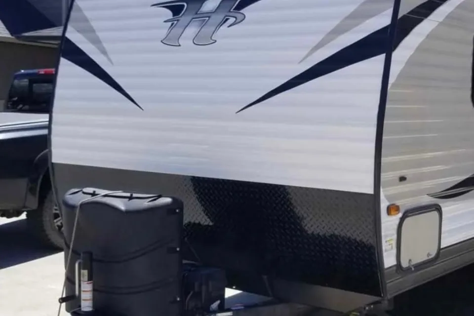 Cova's Keystone Hideout Travel Trailer