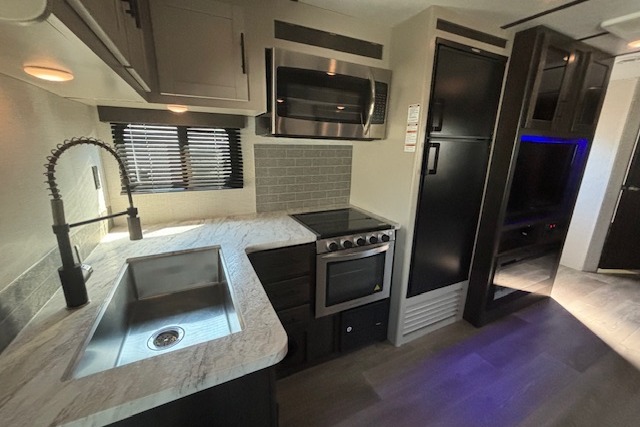 Jason's Crossroads Cruiser Travel Trailer