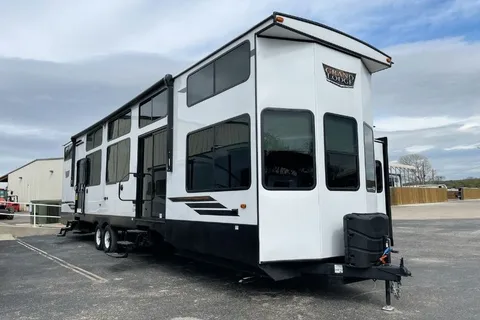 2024 Forest River Wildwood Grand Lodge Luxury Travel Trailer