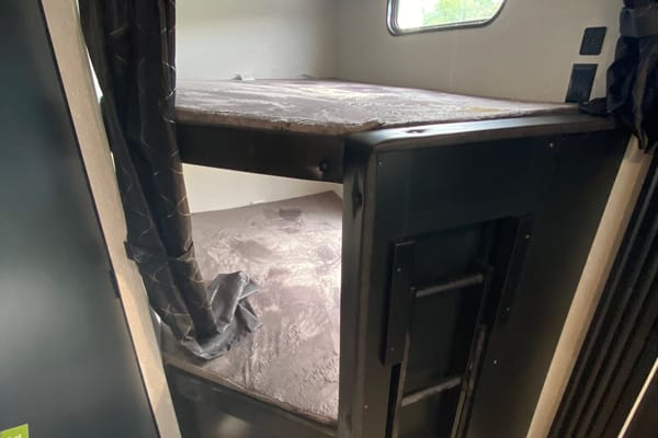 Kilabuk Cherokee Travel Trailer