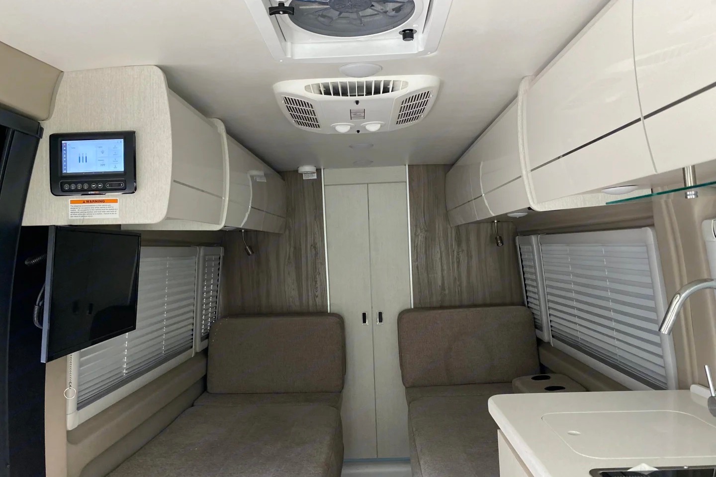 Tellaro - 2021 Thor Motor Coach Class B