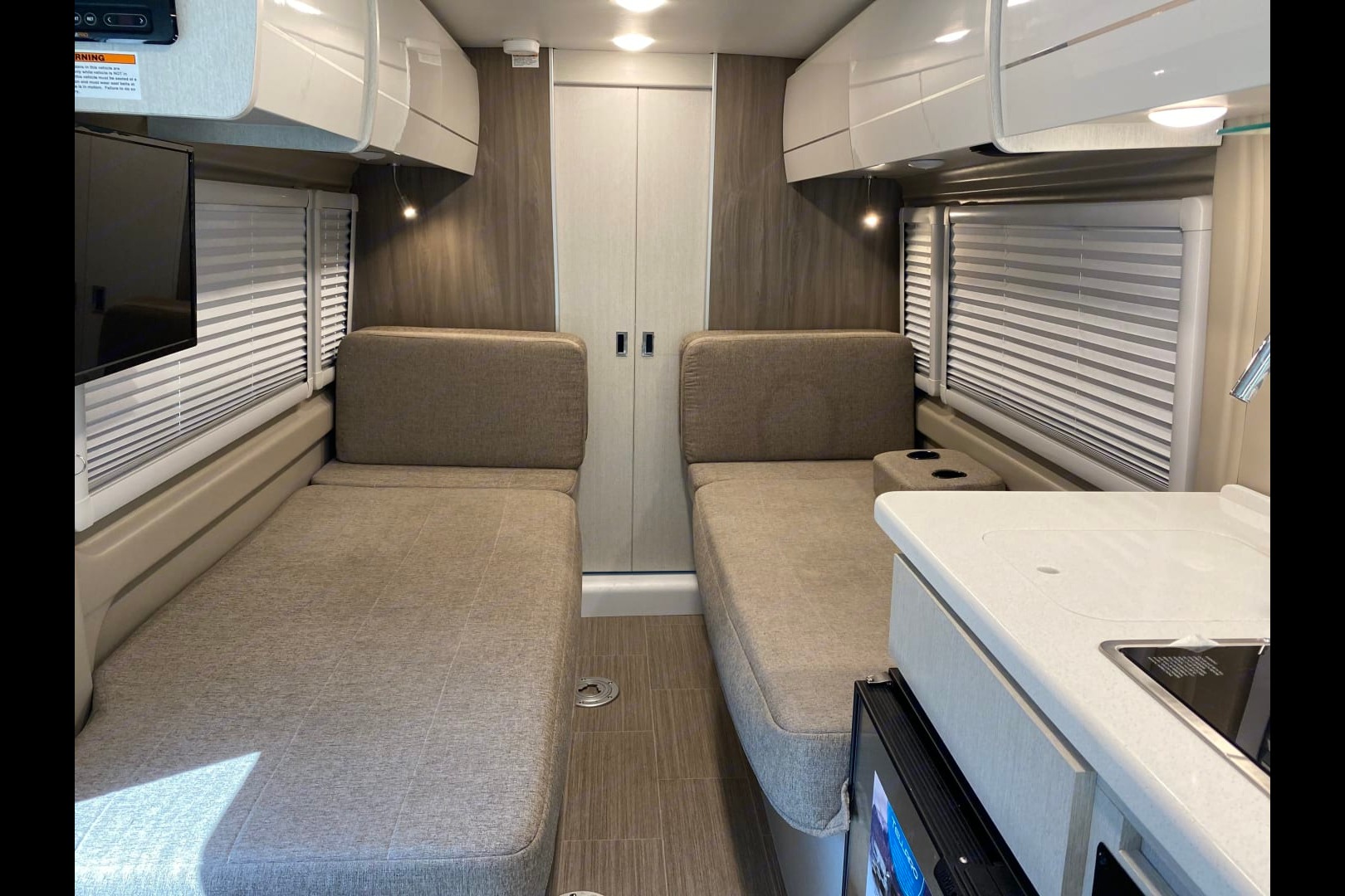 Tellaro - 2021 Thor Motor Coach Class B