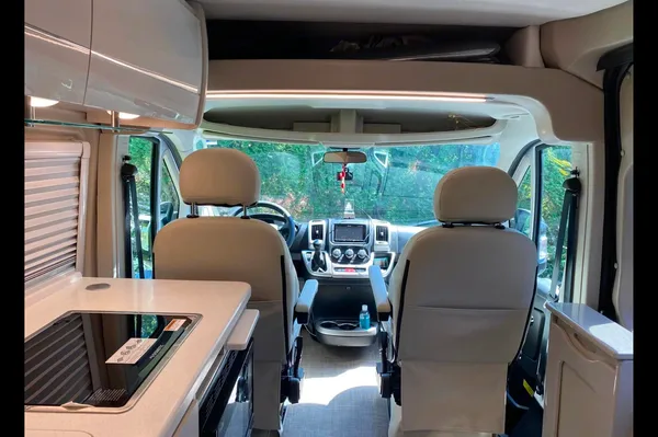 Tellaro - 2021 Thor Motor Coach Class B