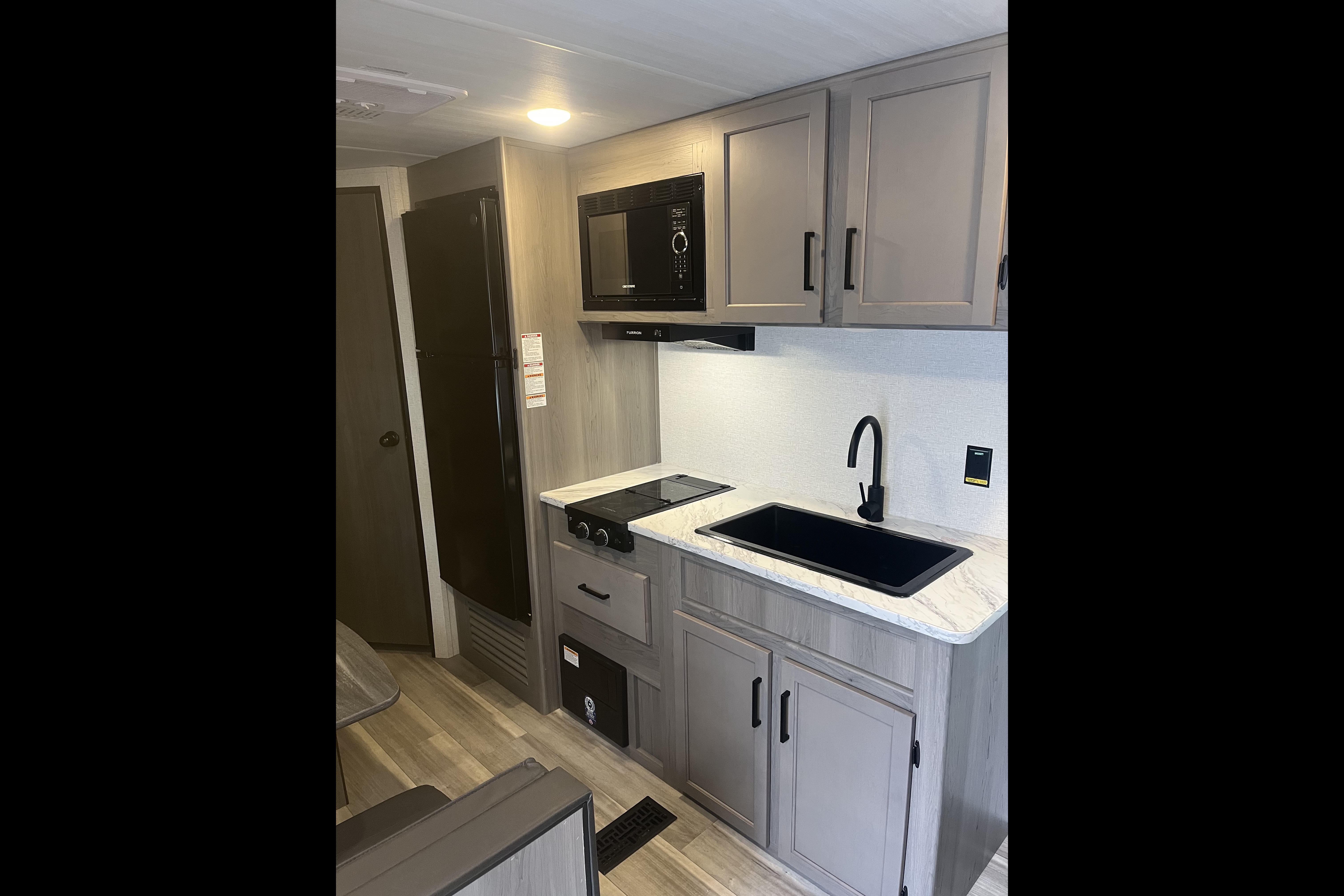 Alex's Keystone 240BH Travel Trailer