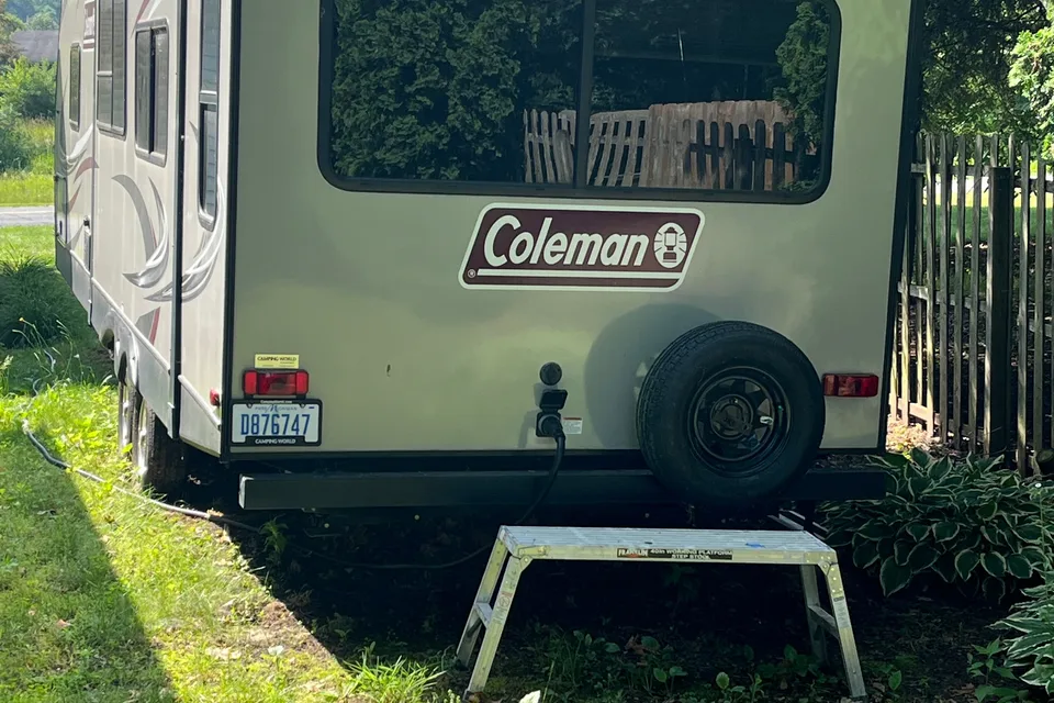 Chris's Coleman 2605 Travel Trailer