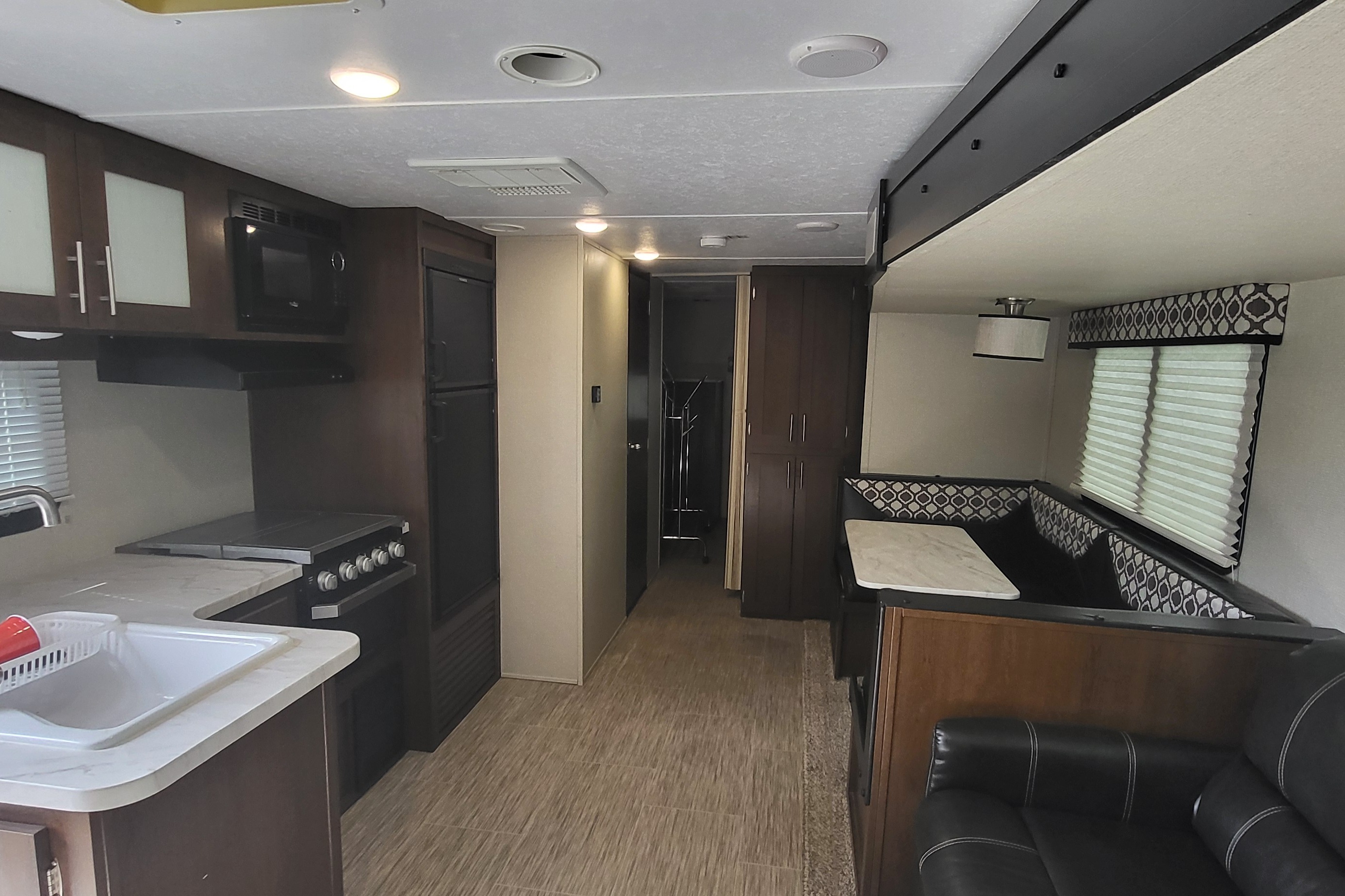 ja's Tracer 31BHD Travel Trailer