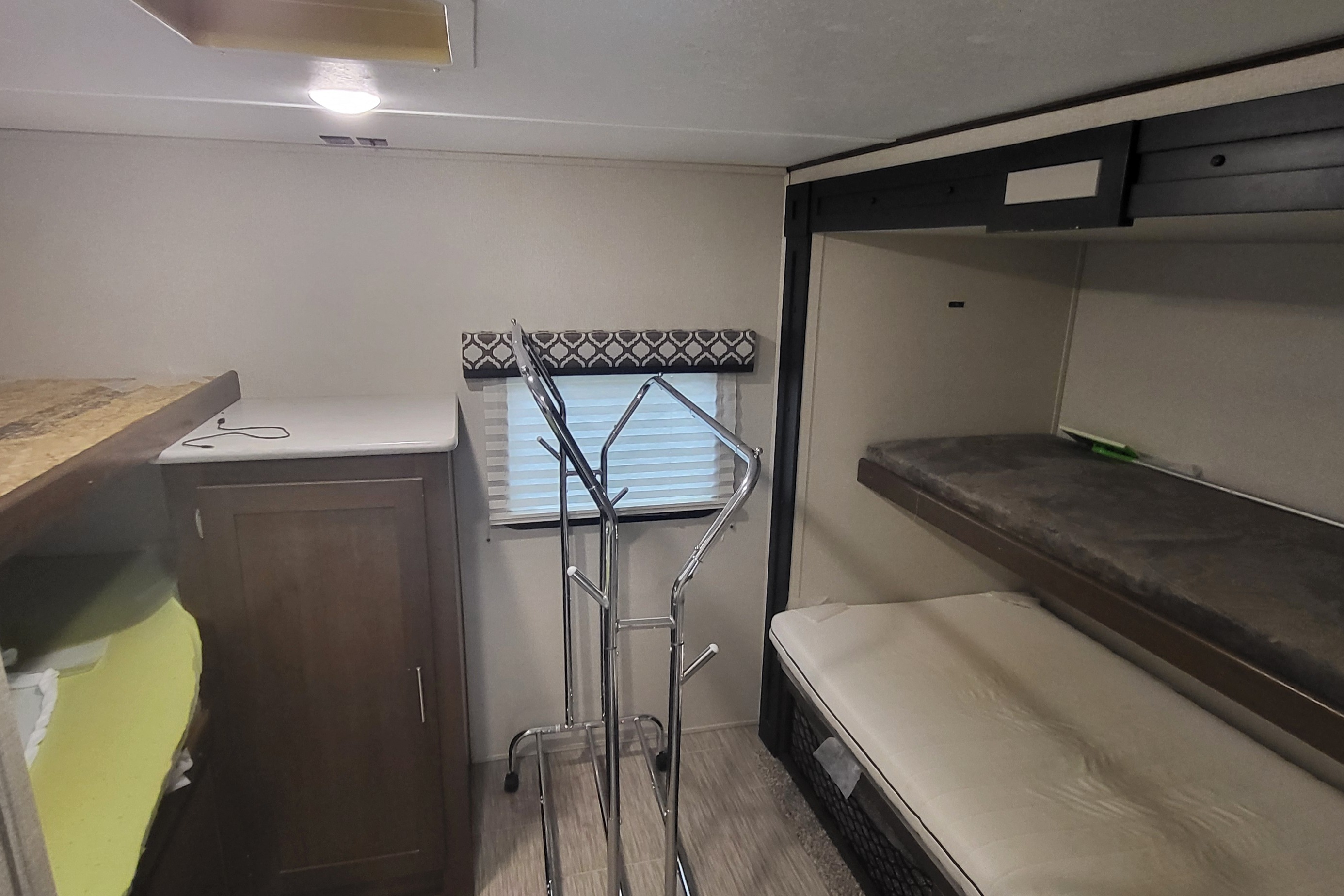 ja's Tracer 31BHD Travel Trailer
