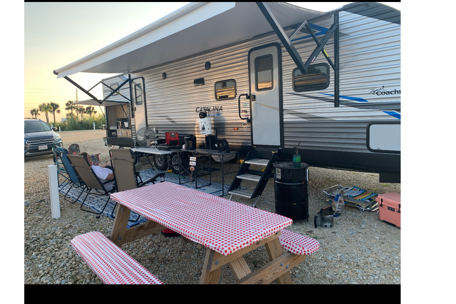 EL’S Comfy Camper
