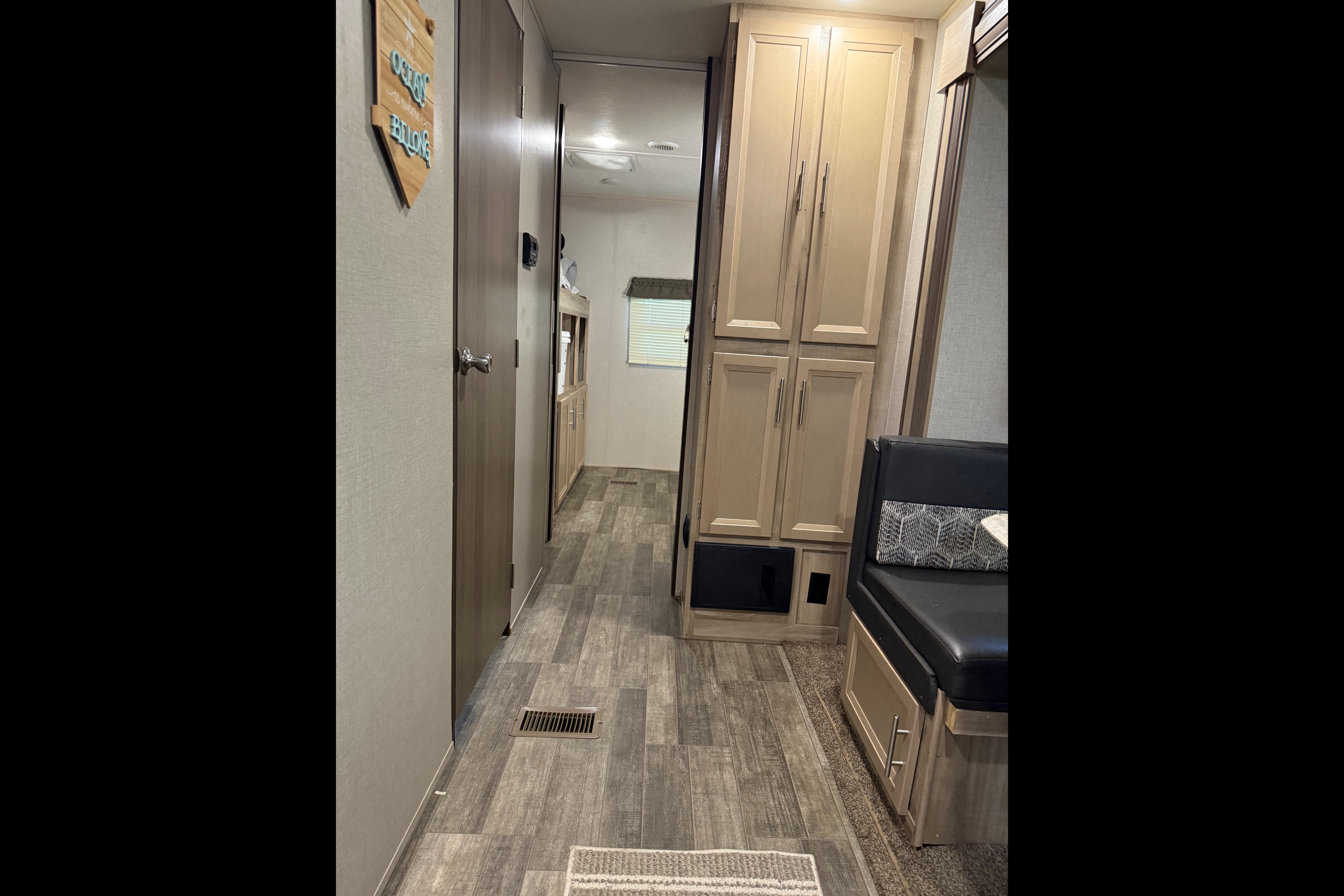 EL’S Comfy Camper