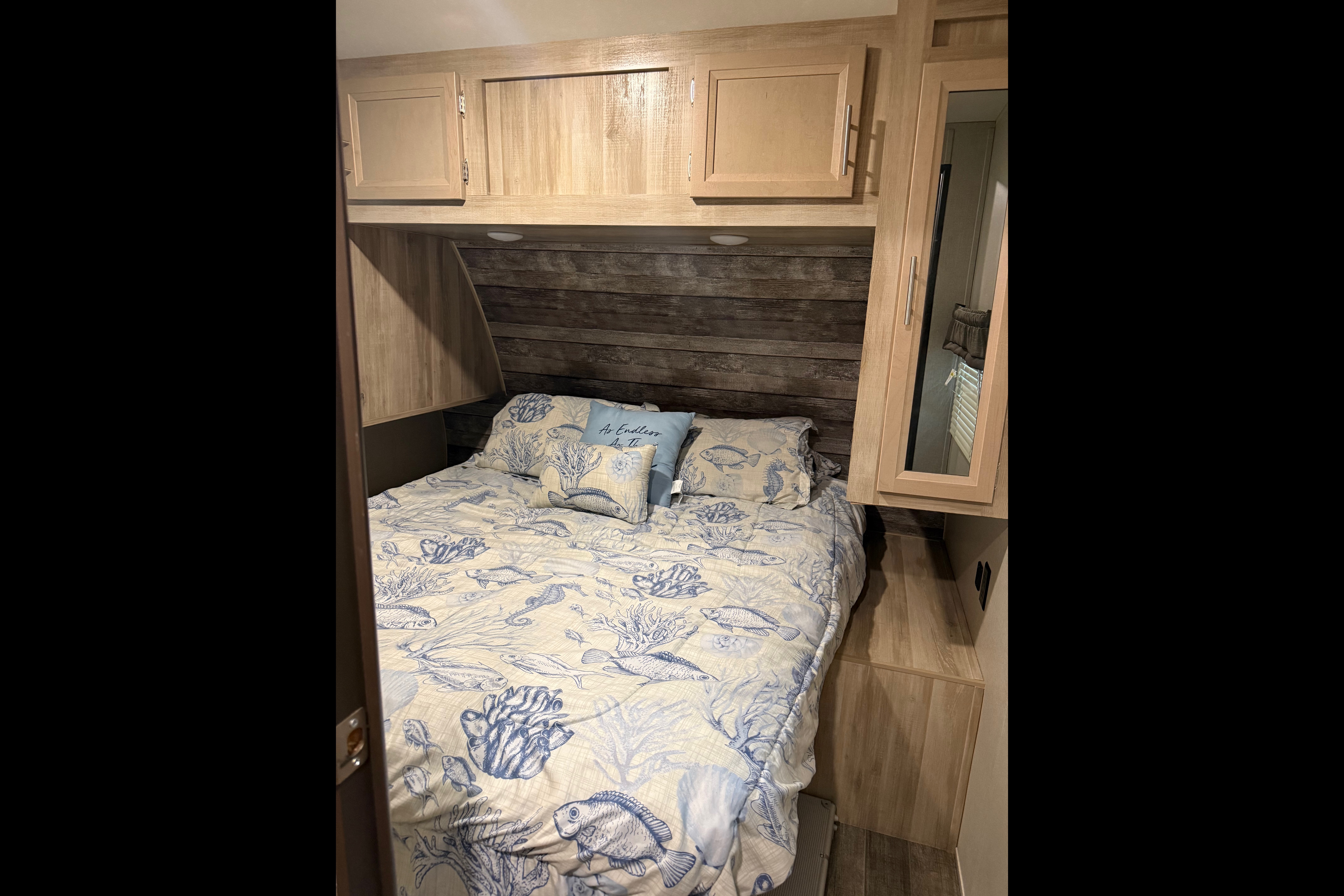 EL’S Comfy Camper