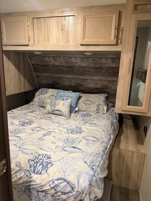 EL’S Comfy Camper