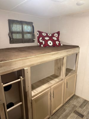 EL’S Comfy Camper