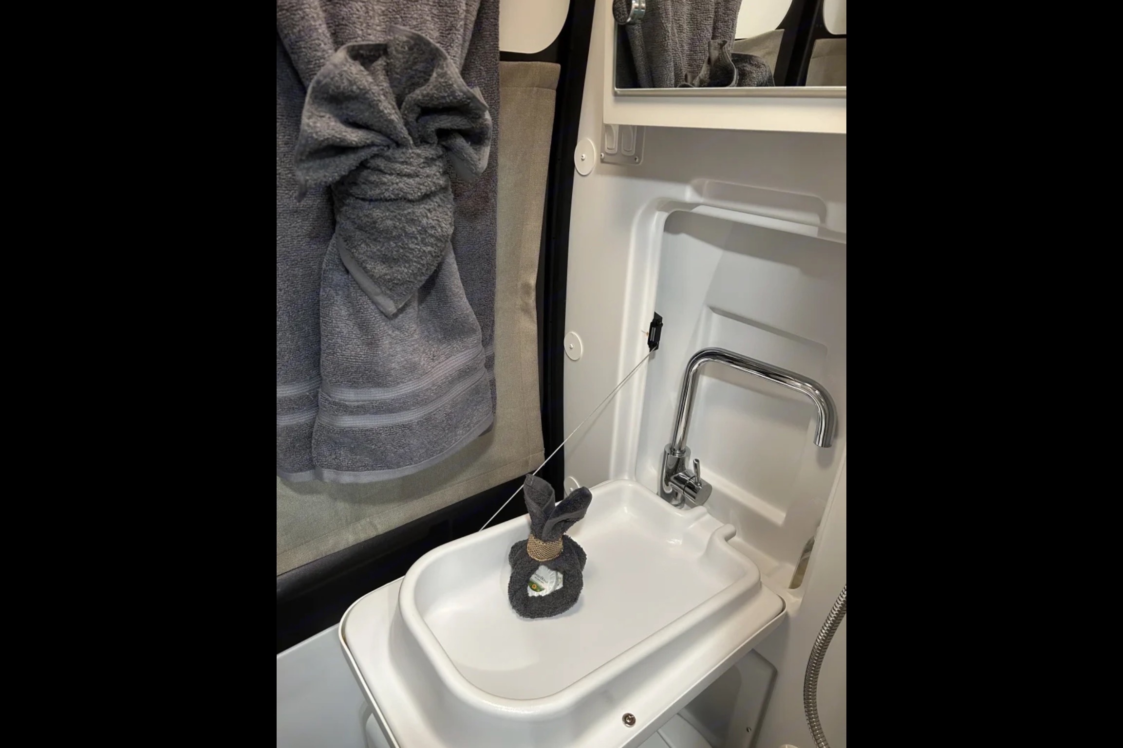 Easy to Drive Thor Motor Coach Scope 18m Class B