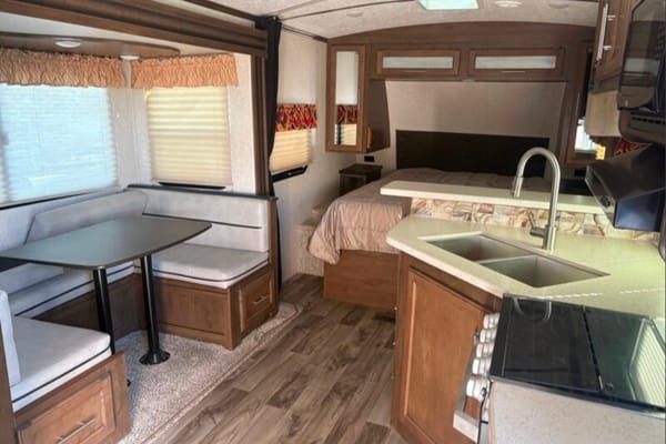 Lameri's Keystone Cougar Travel Trailer