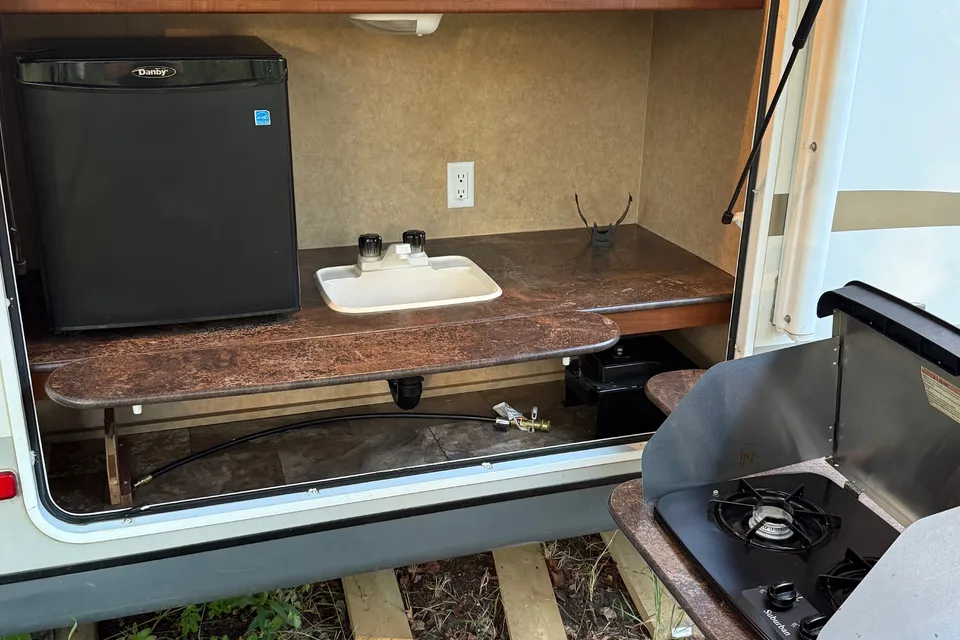 Lee's Jayco Jay Flight 254 Travel Trailer