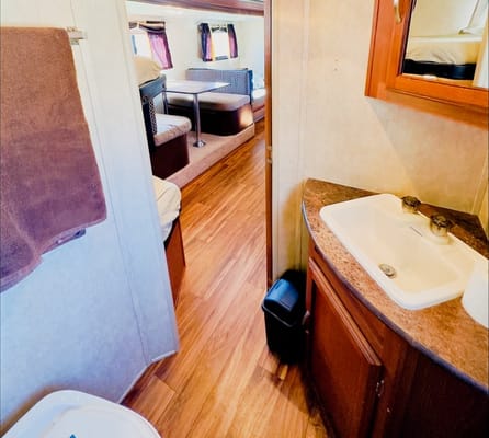 Glamp Life 26 Ft Travel Trailer with Big Bunks