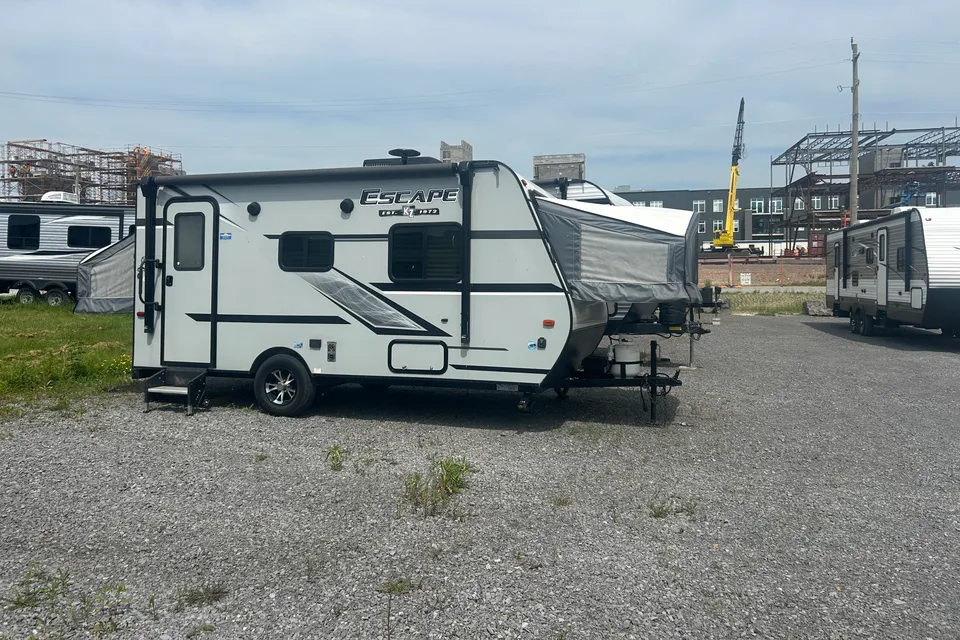 Ashley's Escape Trailer Industries 2019 hybrid travel trailer Hybrid