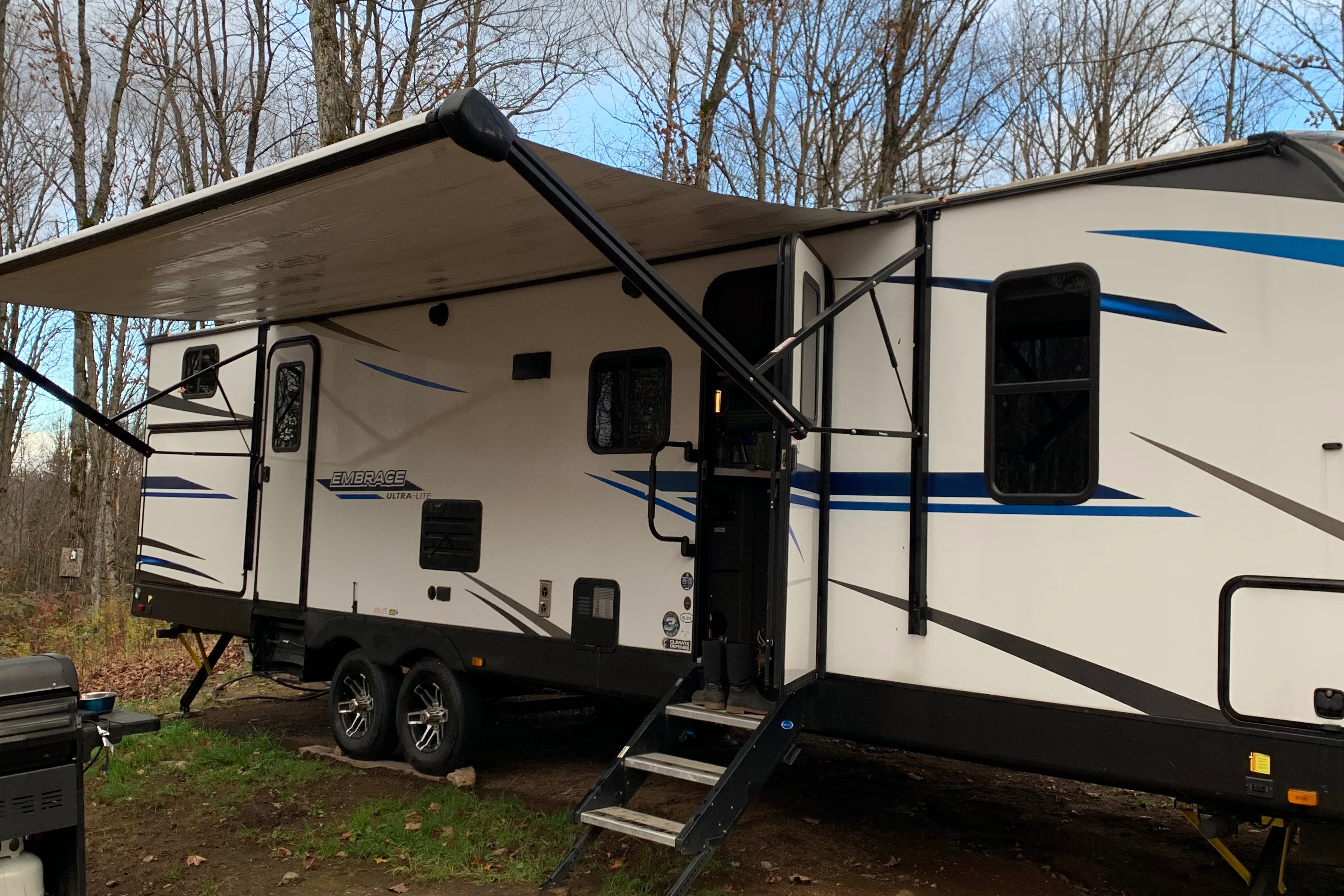Tom's Embrace Ultra light Travel Trailer
