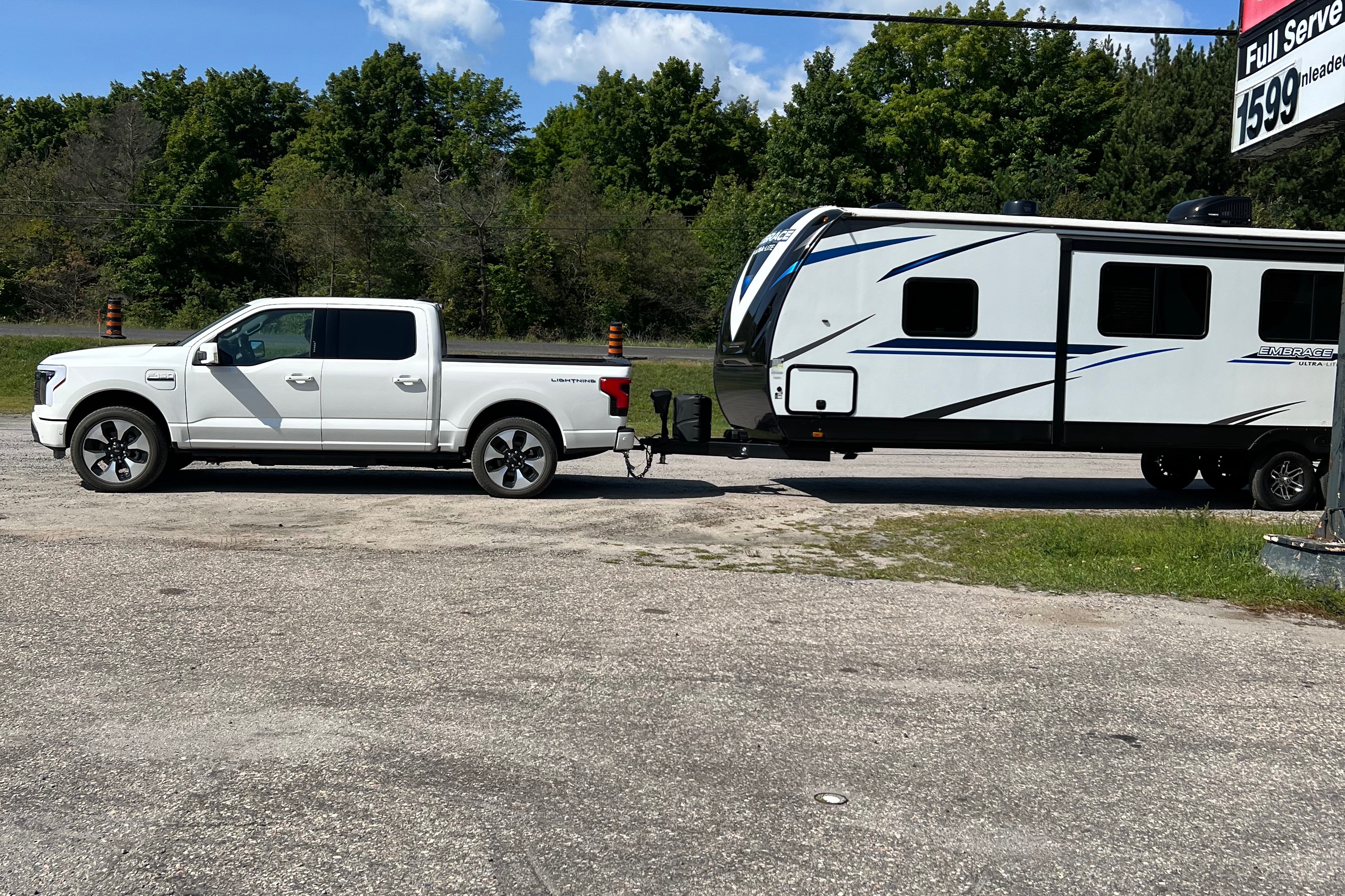 Tom's Embrace Ultra light Travel Trailer