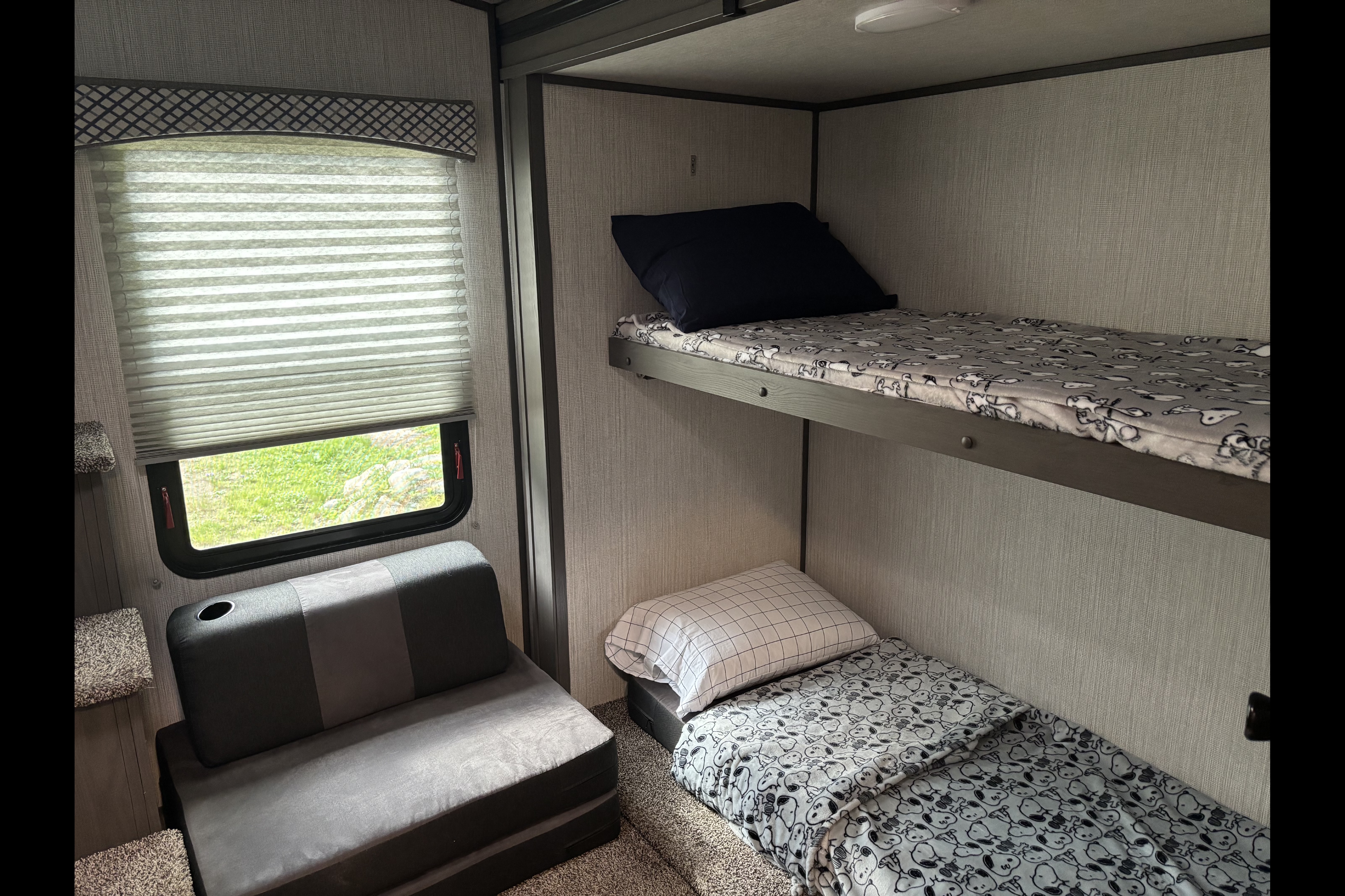 Tom's Embrace Ultra light Travel Trailer