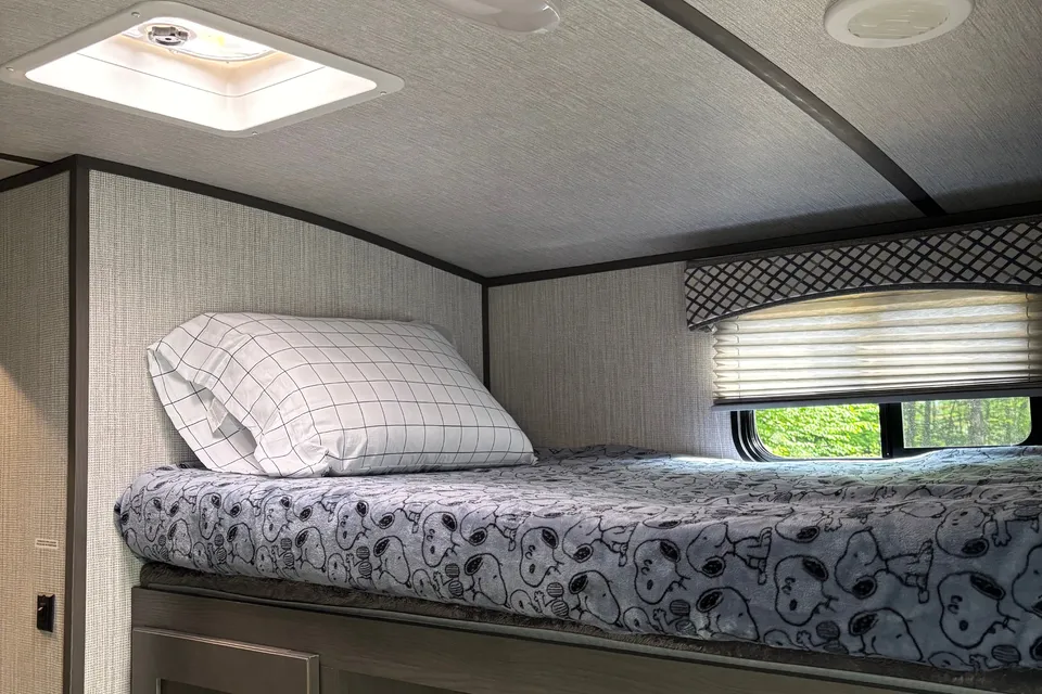 Tom's Embrace Ultra light Travel Trailer