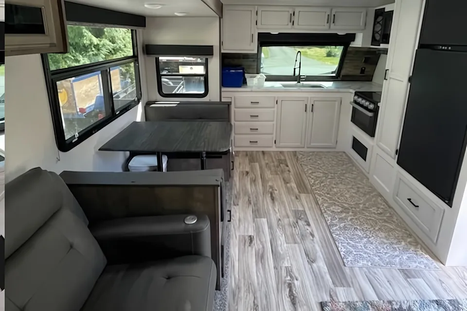 Stephen's Venture Sport Trek Travel Trailer