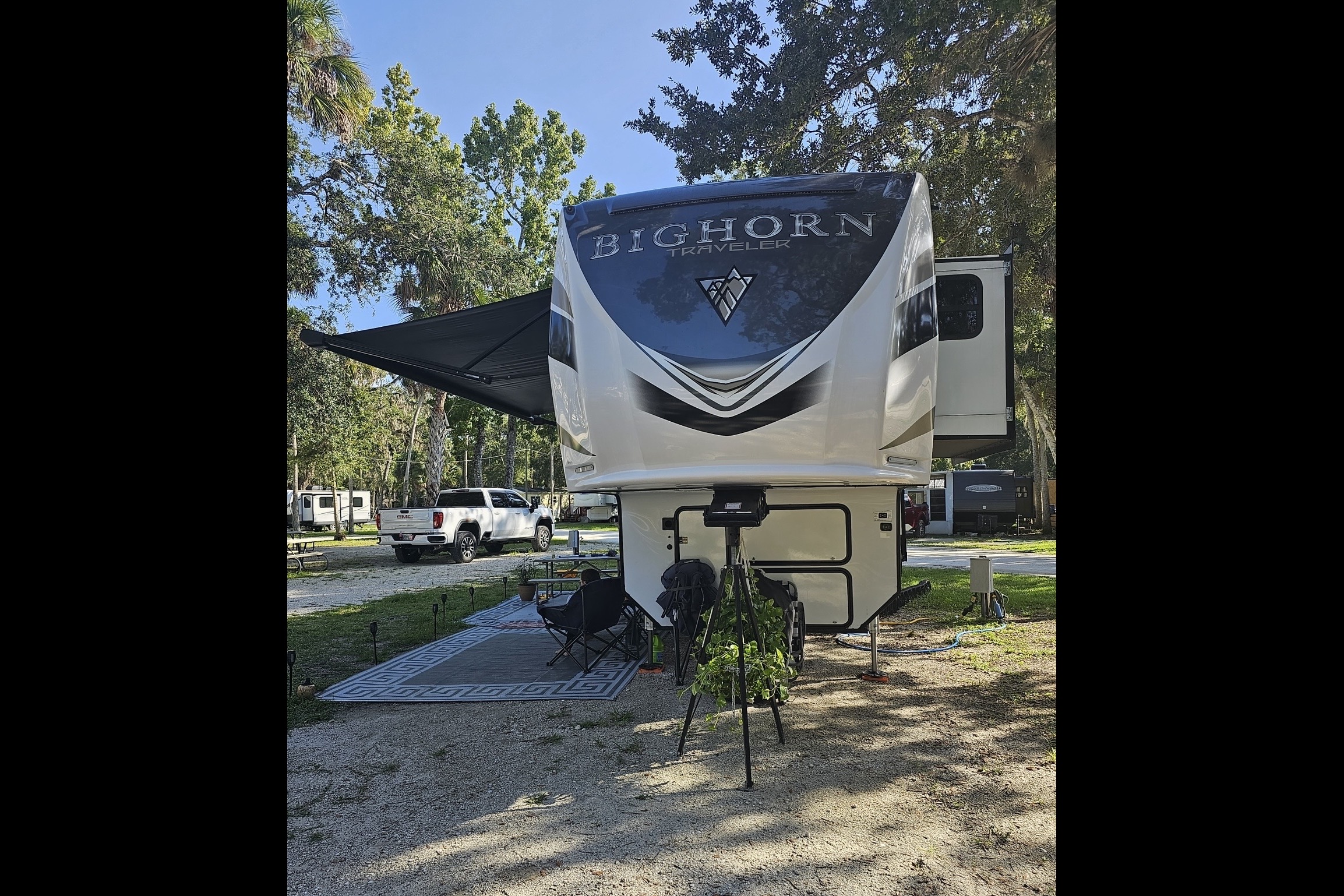 🌄 5th Wheel Camper Rental, Where Comfort Meets Adventure