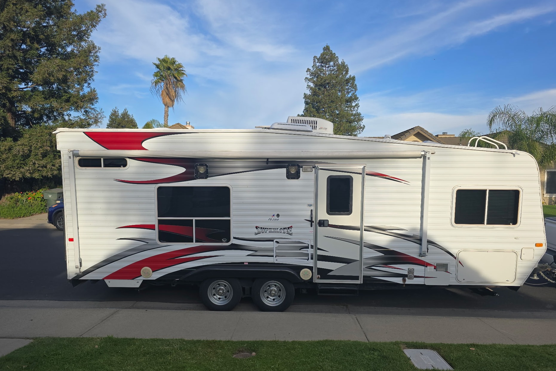 Weekend Warrior 2300FS Billet Edition Toy Hauler
