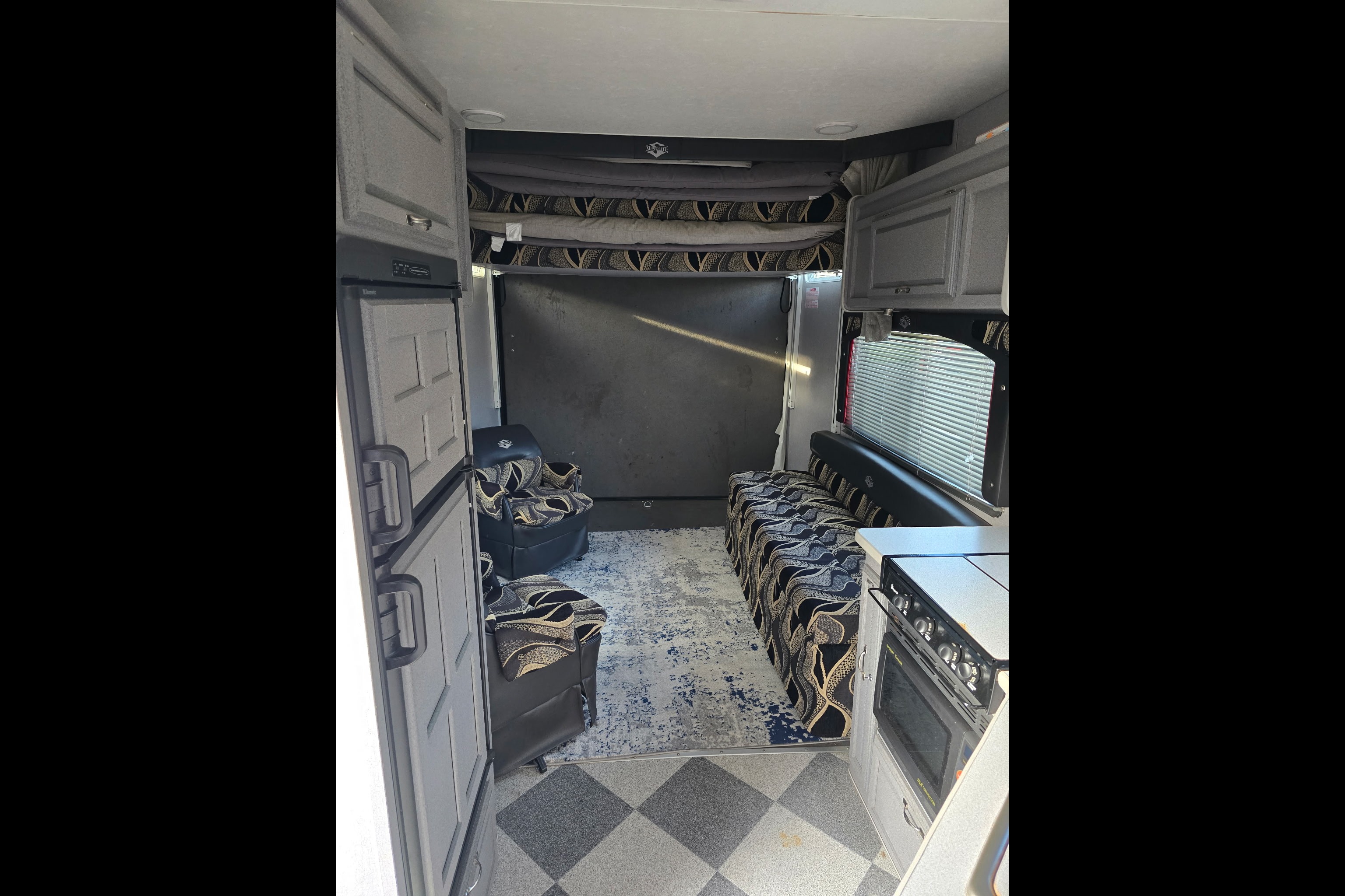 Weekend Warrior 2300FS Billet Edition Toy Hauler