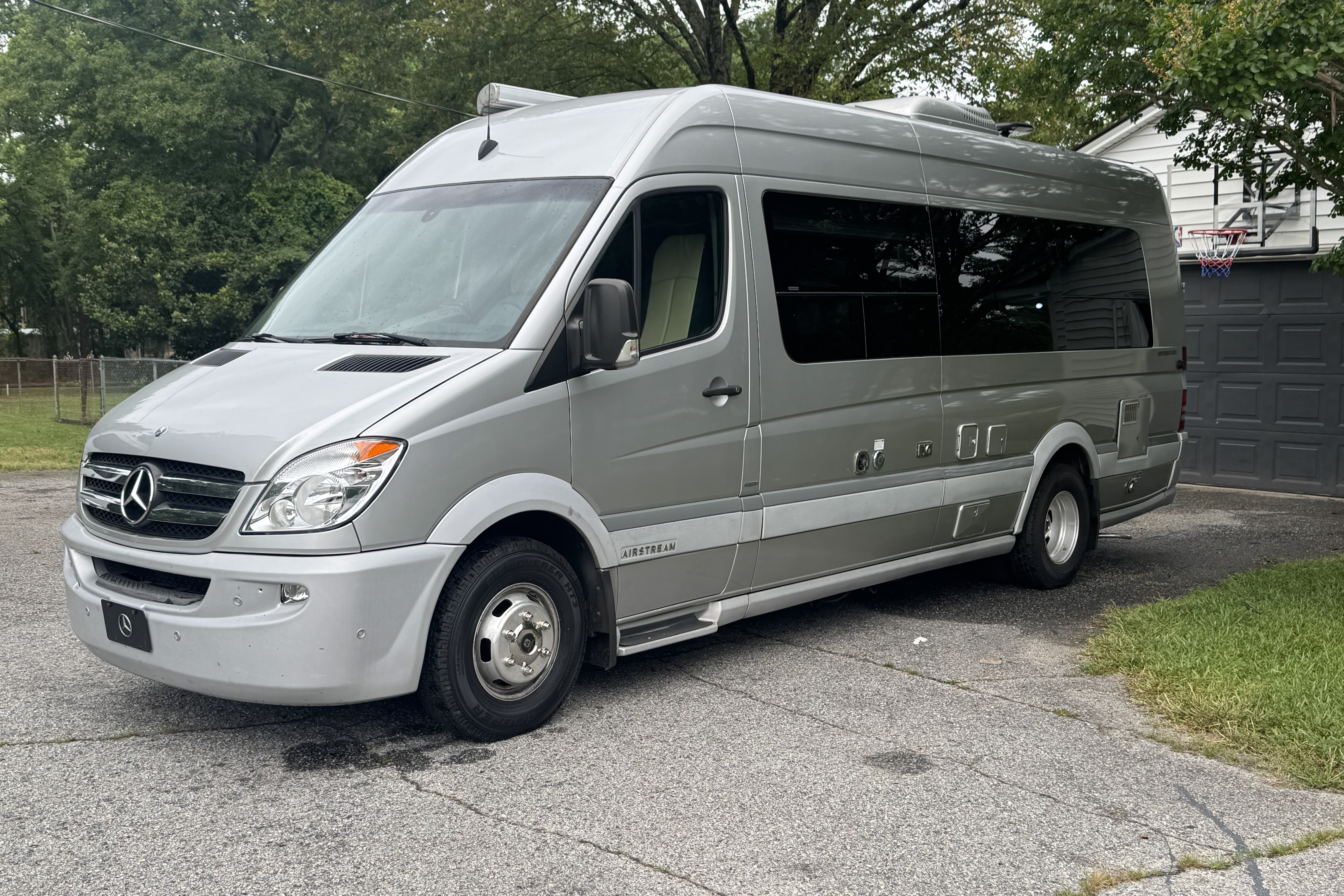 Airstream Interstate Luxury Camper Travel Van