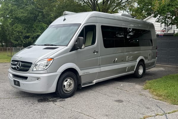 Airstream Interstate Luxury Camper Travel Van
