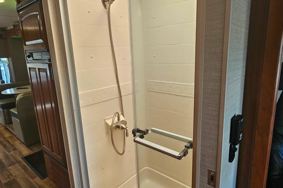 Alberto's Jayco 31 UL Class A