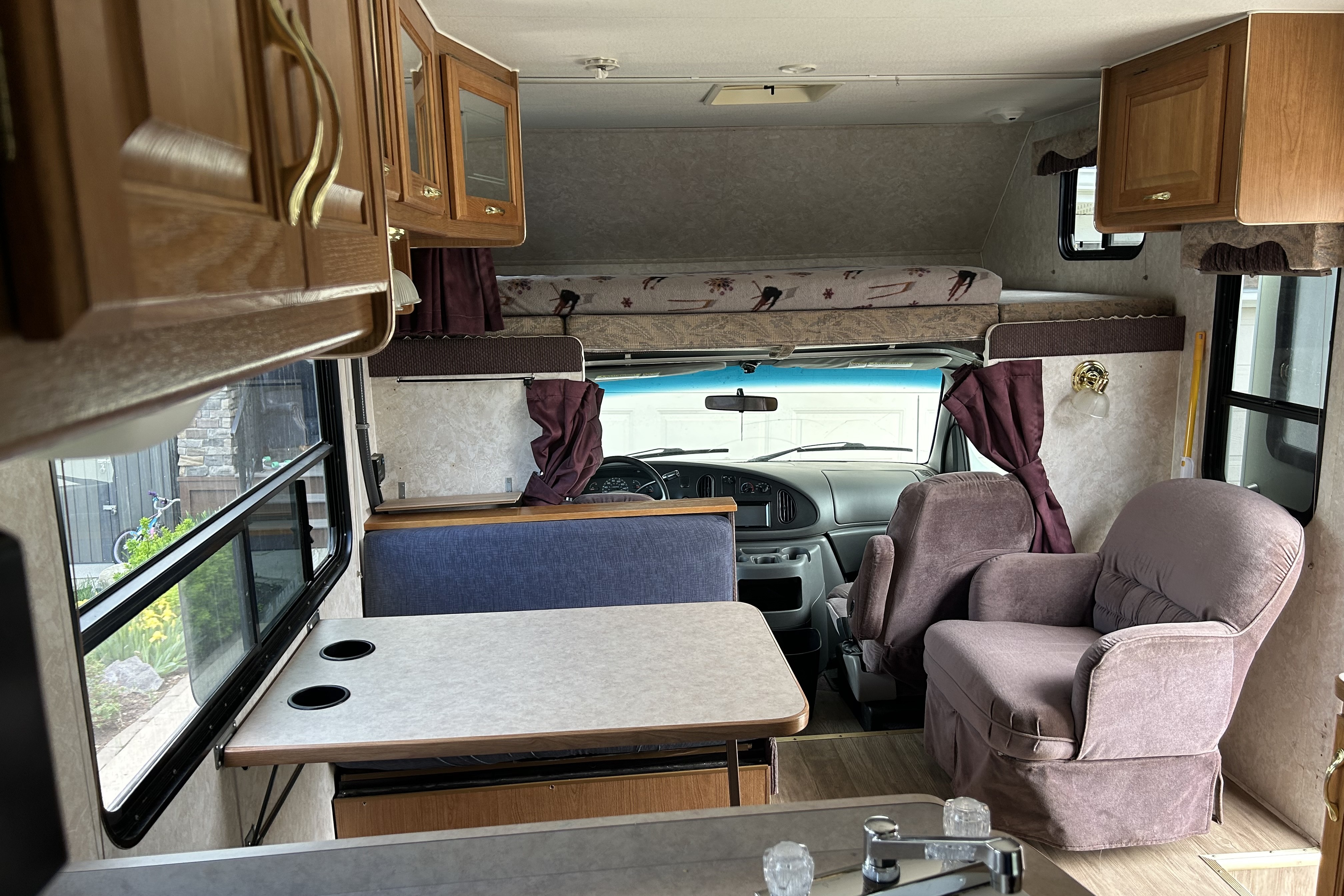 Daves 25' FunSeeking Motorhome