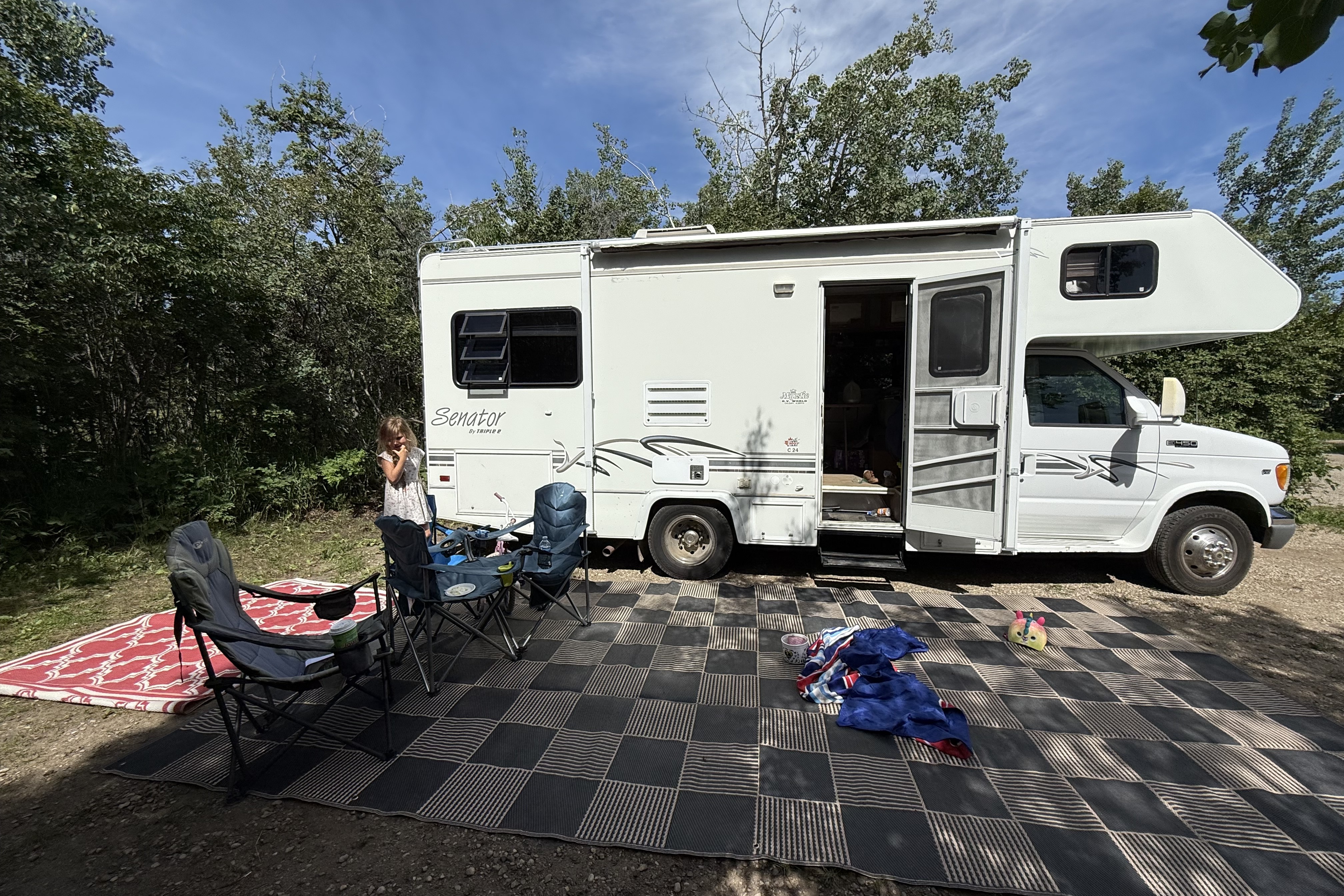 Daves 25' FunSeeking Motorhome