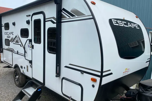 Jeff's 2022 KZ Escape 191BHK