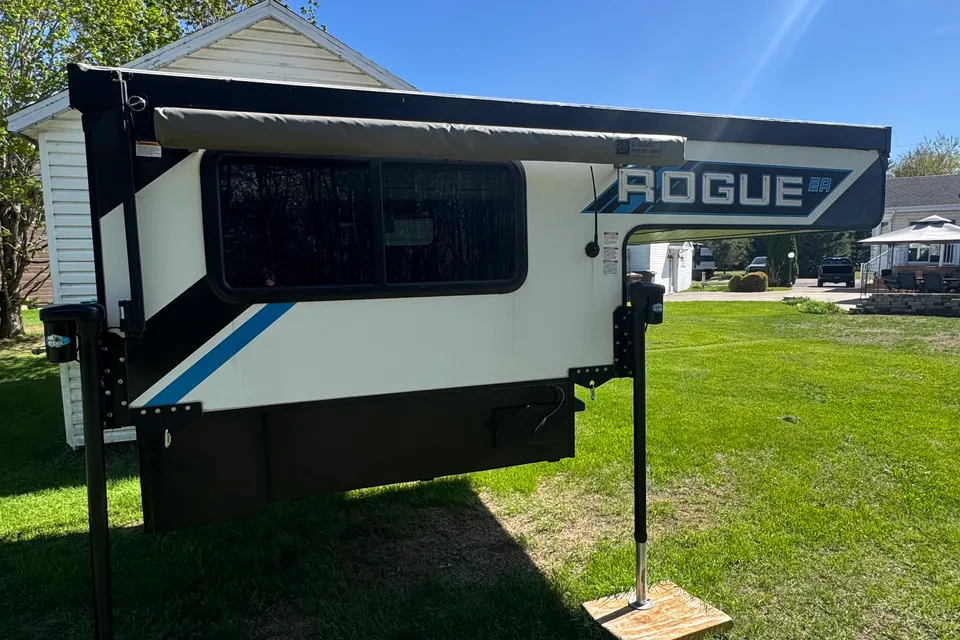 Campeur Porté - Palomino Rogue EA1
