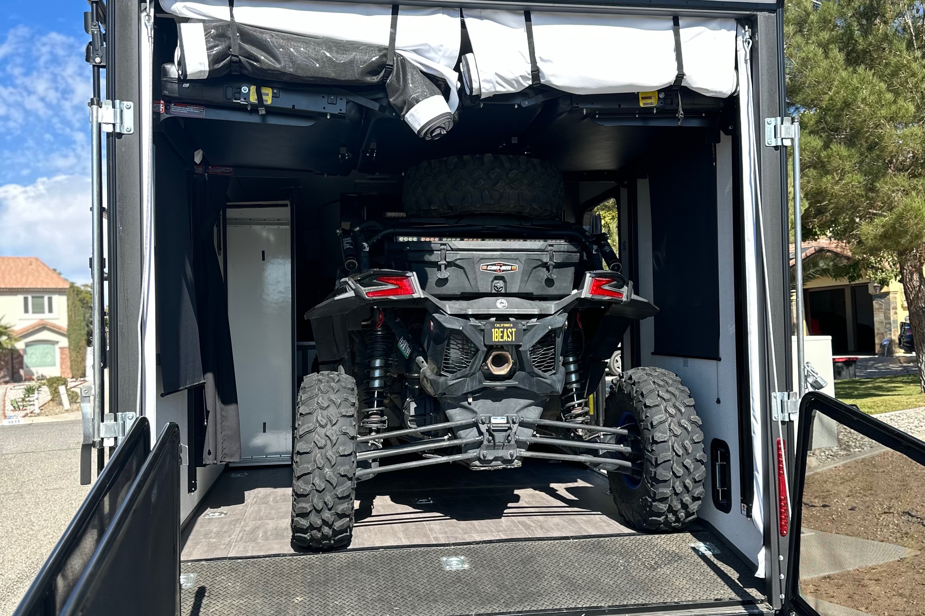 Ruiz Family Cruiser RV Stryker Toy Hauler
