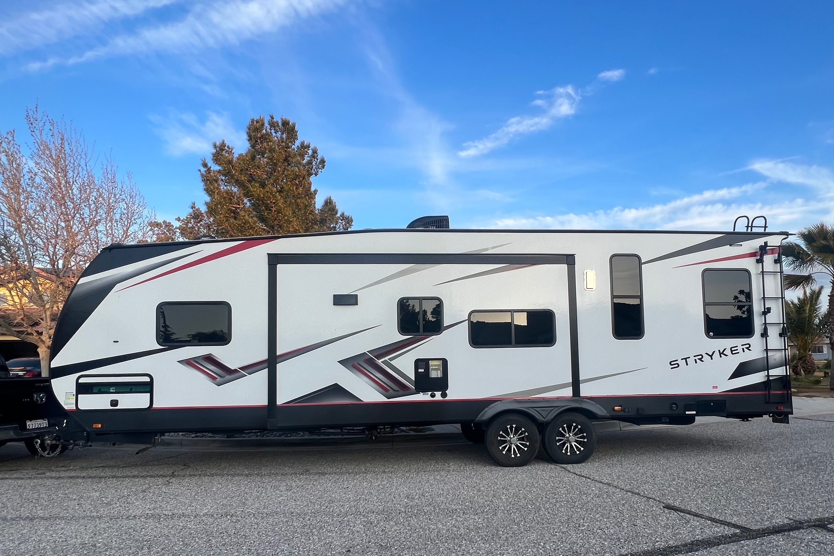 Ruiz Family Cruiser RV Stryker Toy Hauler