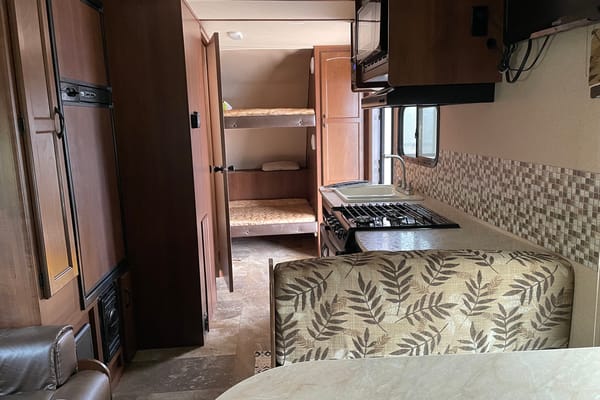 Ray's Jayco 24FT trailer Travel Trailer