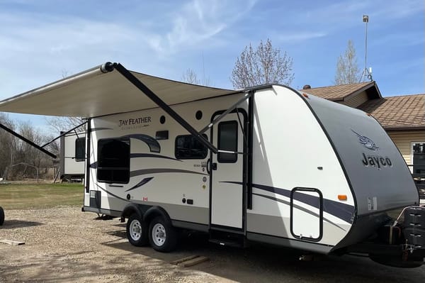 Ray's Jayco 24FT trailer Travel Trailer
