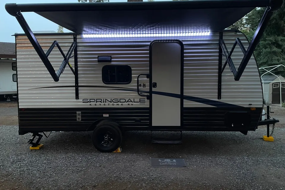 Temporary Stay Trailer | Sleeps 6 | Home Delivery Available