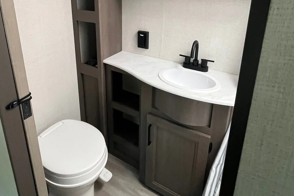 Robert's Grand Design Transcend Xplor Travel Trailer
